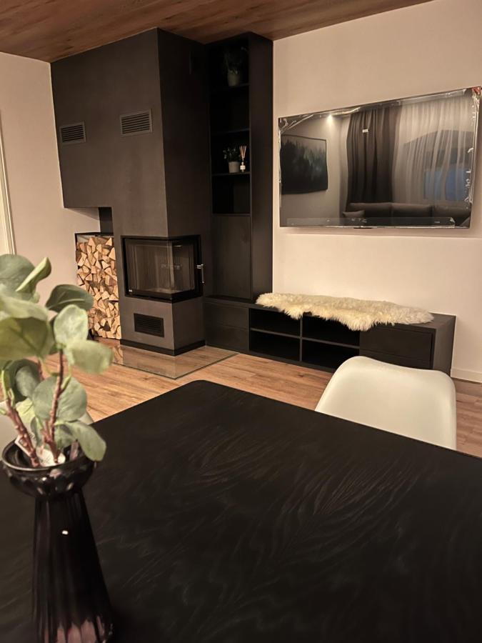 Hillside No. 18 Apartment โลชนา โปด กลิโนฟเซม ภายนอก รูปภาพ