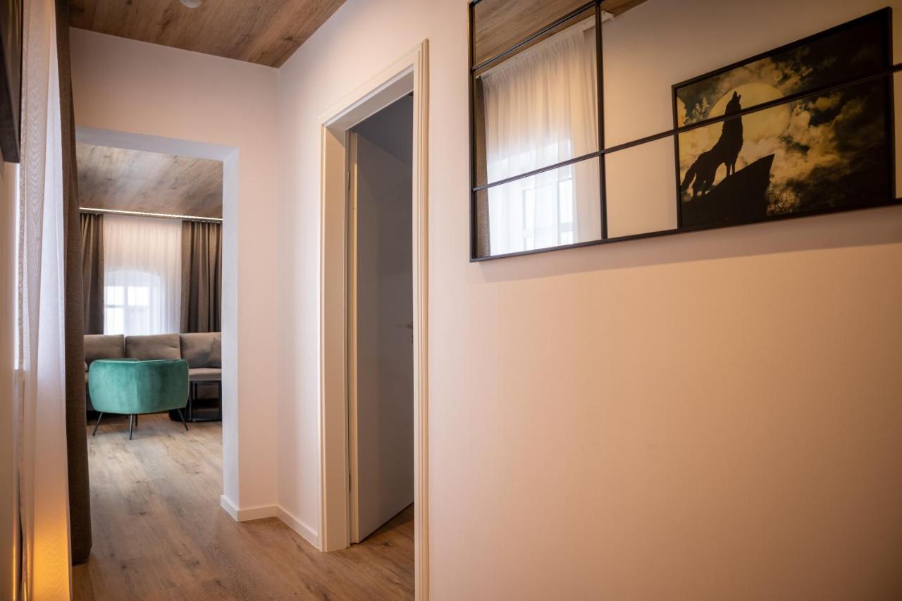 Hillside No. 18 Apartment โลชนา โปด กลิโนฟเซม ภายนอก รูปภาพ
