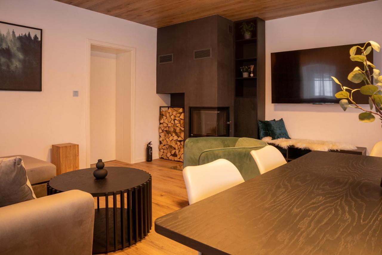 Hillside No. 18 Apartment โลชนา โปด กลิโนฟเซม ภายนอก รูปภาพ