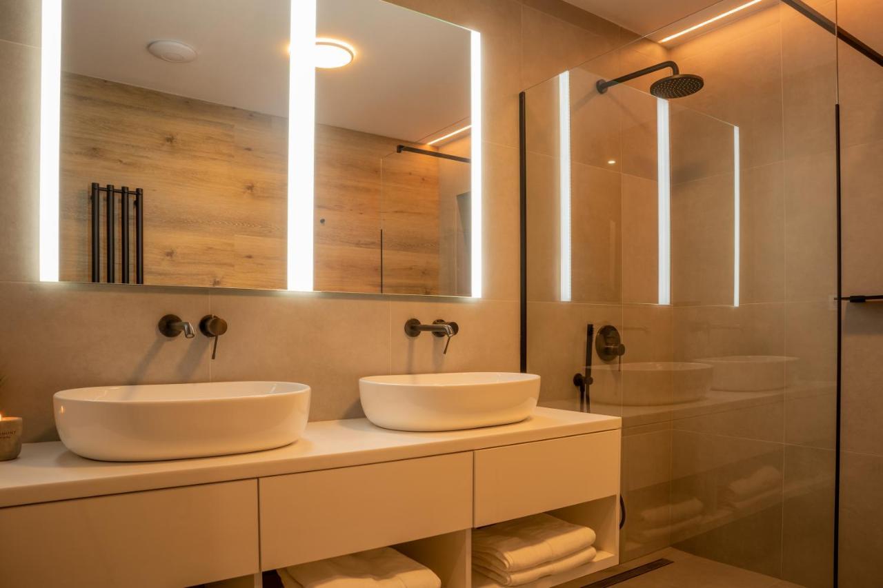 Hillside No. 18 Apartment โลชนา โปด กลิโนฟเซม ภายนอก รูปภาพ