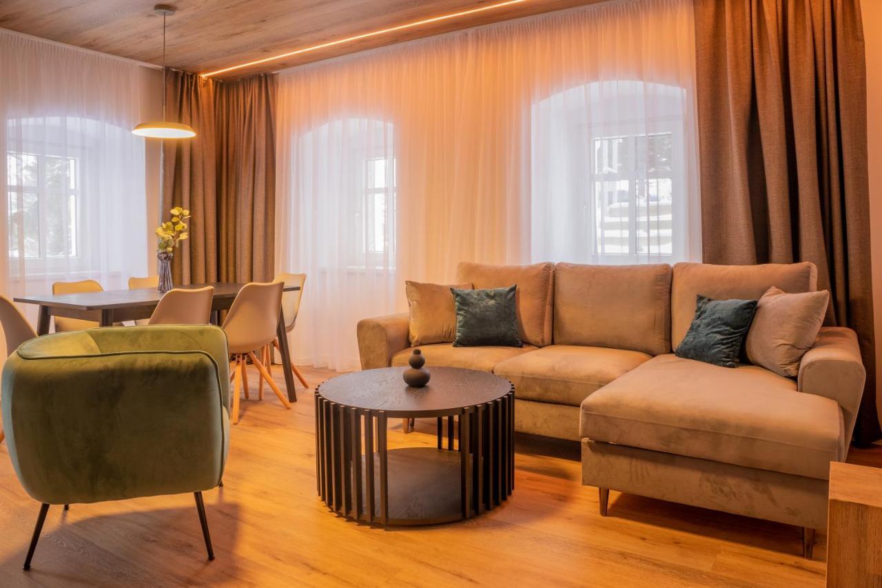 Hillside No. 18 Apartment โลชนา โปด กลิโนฟเซม ภายนอก รูปภาพ